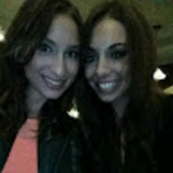 Meet your Posher, Isla - Picture 1 of 1